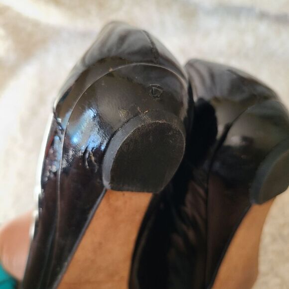 Stuart Weitzman Patent Peep-toe Buckle Flats - Picture 6 of 10